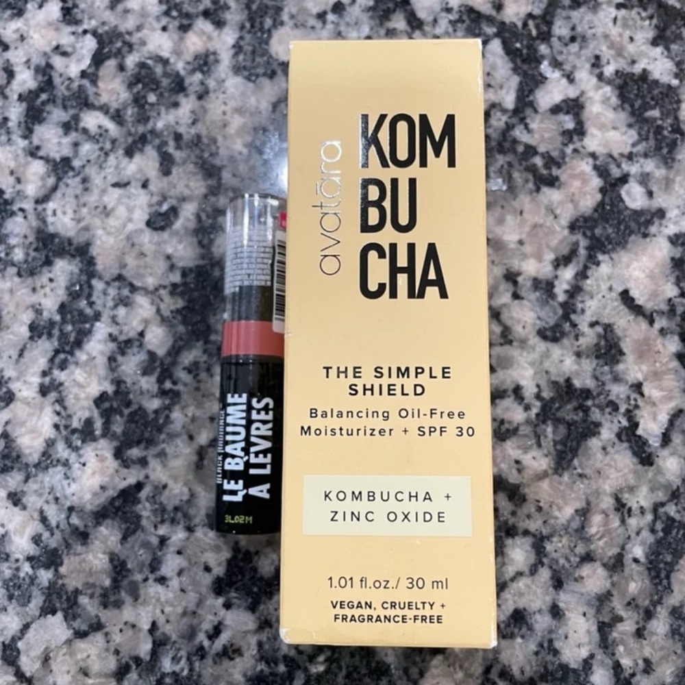 Avatara Kombucha Moisturizer and Wet n Wild Lip Balm Set